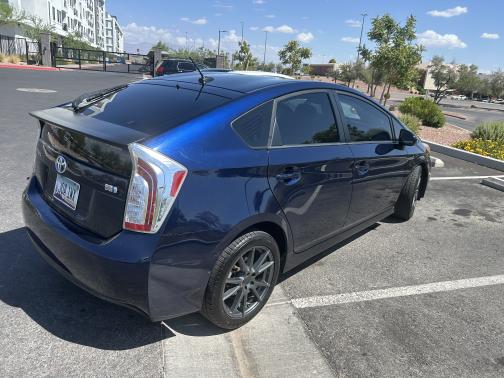 2014 Toyota Prius Three