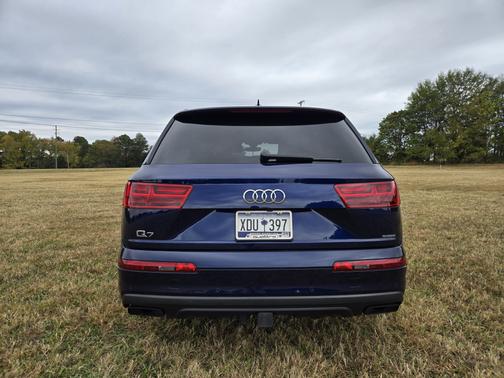 2019 Audi Q7 55 SE Premium