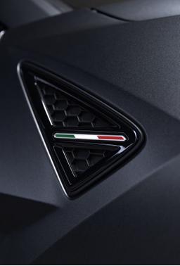 2020 Lamborghini Urus Base