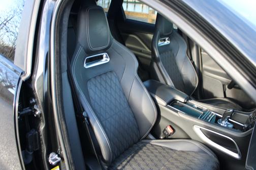 2020 Jaguar F-PACE SVR