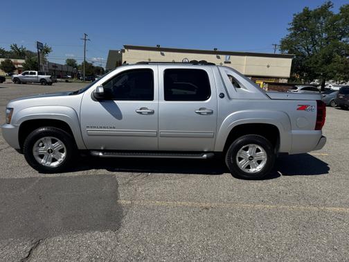 2013 Chevrolet Avalanche LT