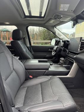 2023 Toyota Sequoia SR5