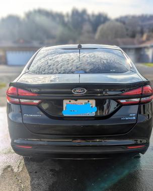 2017 Ford Fusion Hybrid SE