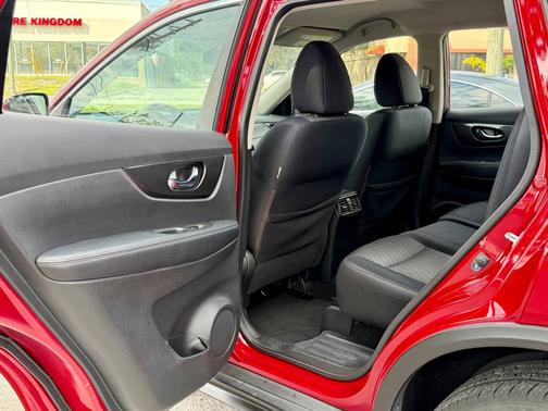 2017 Nissan Rogue S