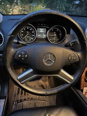 2009 Mercedes-Benz M-Class ML320 CDI Bluetec 4MATIC