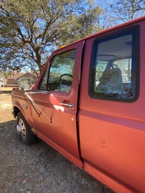 1997 Ford F-350 XL SuperCab DRW