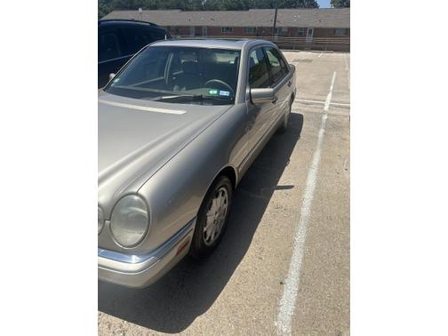 1999 Mercedes-Benz E-Class E320