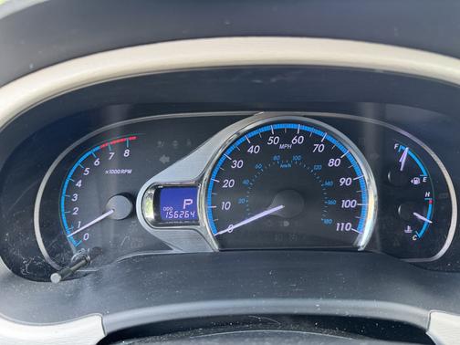 Gray 2014 Toyota Sienna XLE