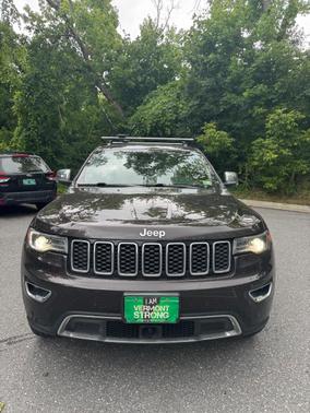 Brown 2017 Jeep Grand Cherokee Limited