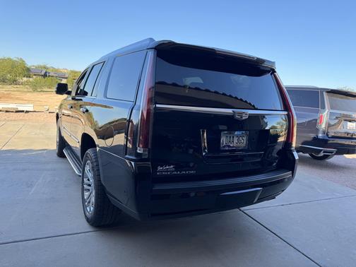 2020 Cadillac Escalade Base