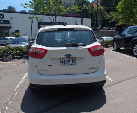 White 2015 Ford C-Max Hybrid SE