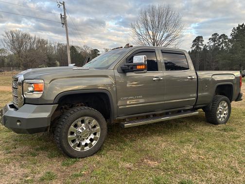 2018 GMC Sierra 2500 Denali