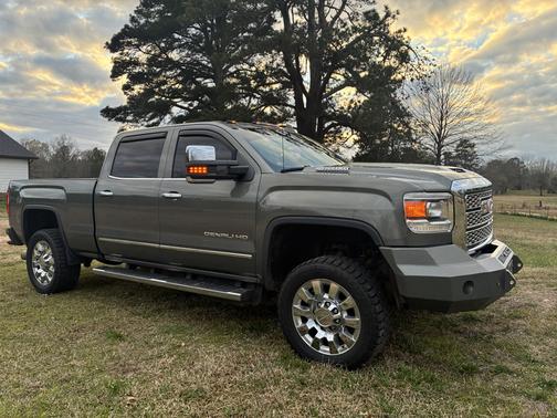 2018 GMC Sierra 2500 Denali