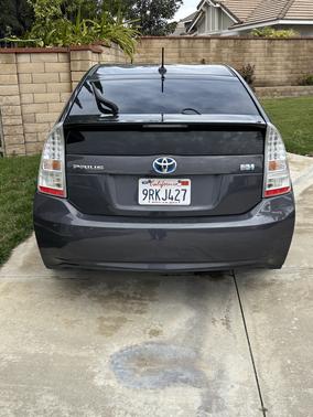 2010 Toyota Prius III