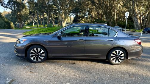 2017 Honda Accord Hybrid EX-L