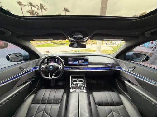 Gray 2024 BMW 750e xDrive