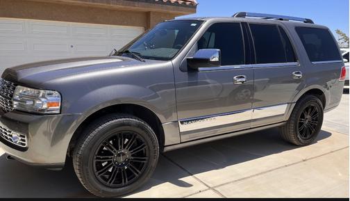 2013 Lincoln Navigator Base