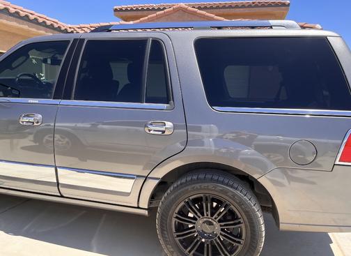 2013 Lincoln Navigator Base