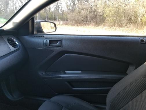 2014 Ford Mustang V6