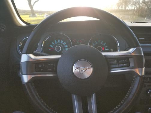 2014 Ford Mustang V6