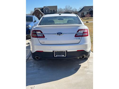 2016 Ford Taurus Limited