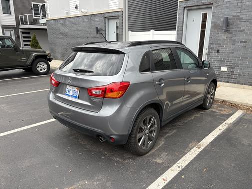 2013 Mitsubishi Outlander Sport LE
