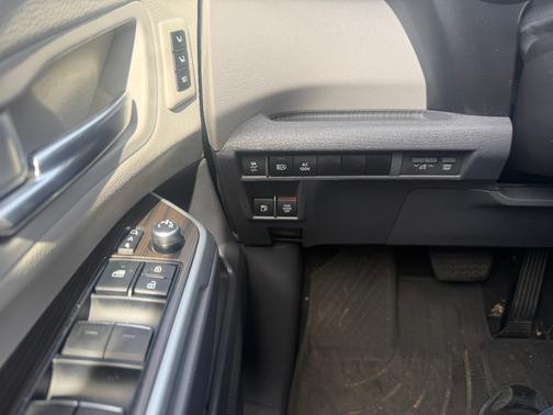 2021 Toyota Sienna Limited 7 Passenger