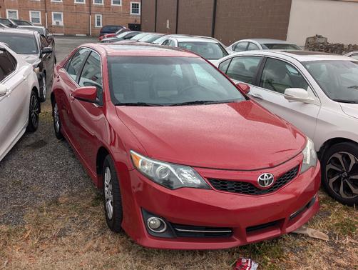 2012 Toyota Camry SE Limited Edition