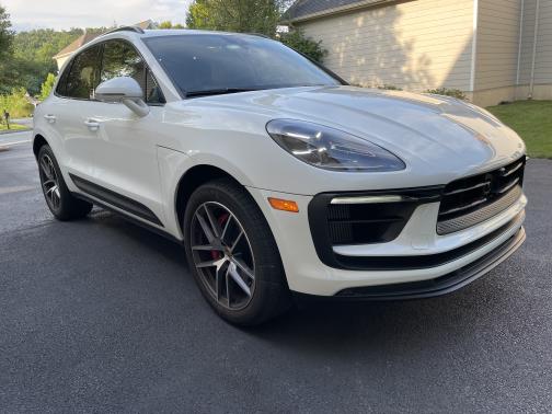 2022 Porsche Macan S
