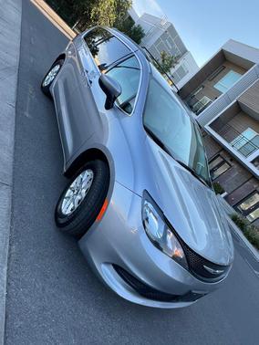 2021 Chrysler Voyager LXI