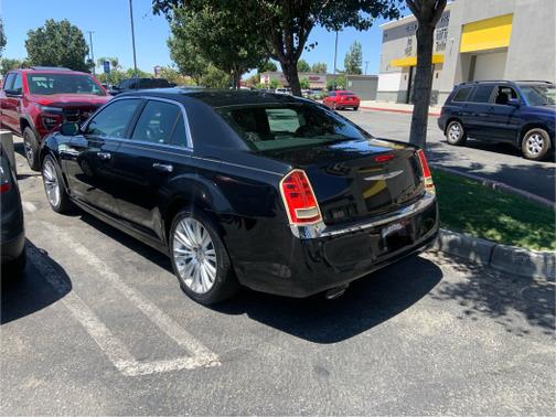 2011 Chrysler 300 Limited