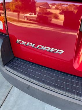 2005 Ford Explorer XLS