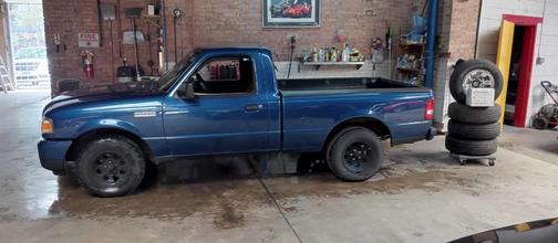 Blue 2009 Ford Ranger XLT