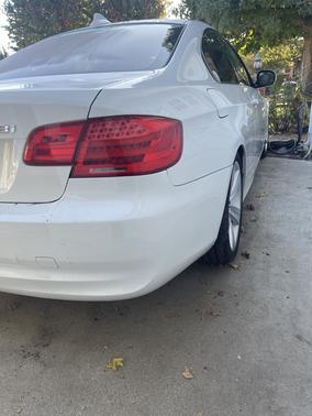 White 2011 BMW 328 i