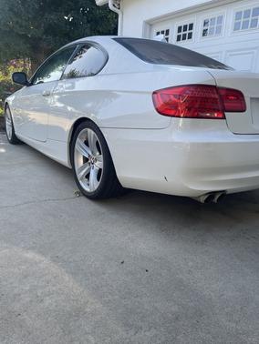 White 2011 BMW 328 i