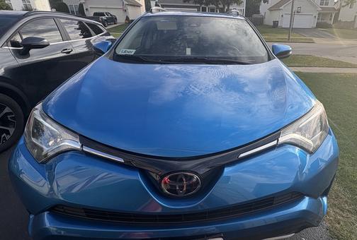 2018 Toyota RAV4 XLE