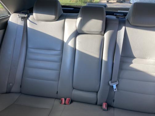 2016 Toyota Camry Hybrid LE