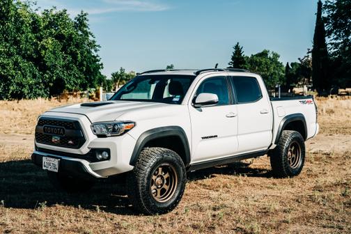2022 Toyota Tacoma TRD Off Road