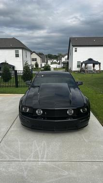 Black 2005 Ford Mustang GT