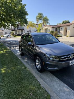 2012 Volkswagen Tiguan LE