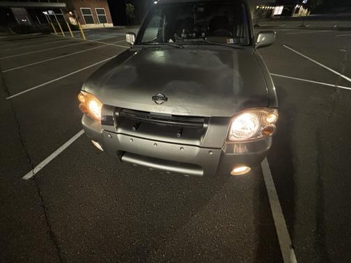 2001 Nissan Frontier SE Crew Cab