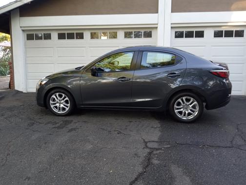 2018 Toyota Yaris iA Base