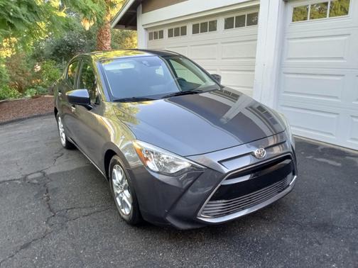 2018 Toyota Yaris iA Base
