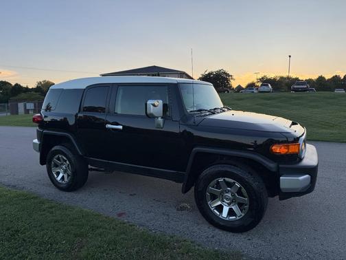 Black 2014 Toyota FJ Cruiser Base