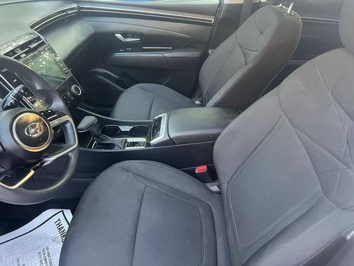 Silver 2022 Hyundai TUCSON SEL