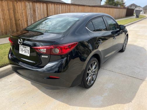 2018 Mazda Mazda3 Touring