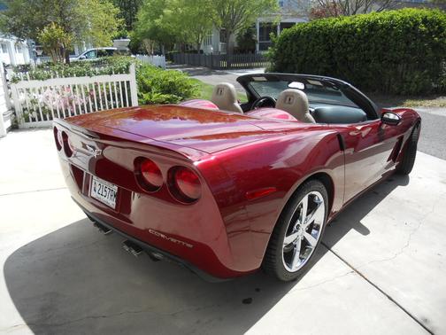 Red 2006 Chevrolet Corvette Base