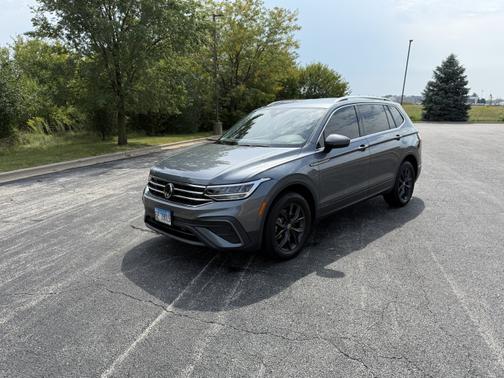 2024 Volkswagen Tiguan 2.0T SE 4MOTION
