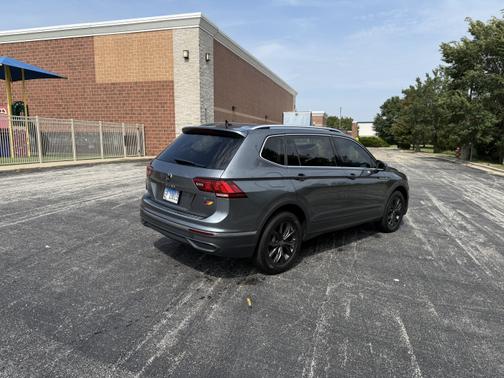 2024 Volkswagen Tiguan 2.0T SE 4MOTION