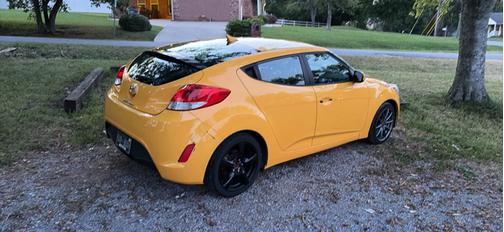 Yellow 2015 Hyundai Veloster Base